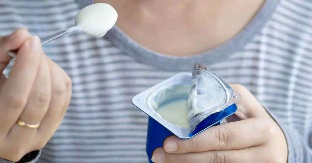 再也不用「擠牙膏」，高露潔換上的「潤滑劑」包裝，讓牙膏從此一滴不剩